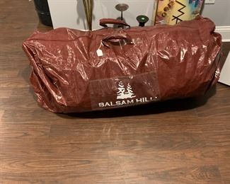 BALSAM HILLS CHRISTMAS TREE