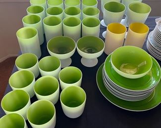 Carlo Moretti Green and White Dish-ware 