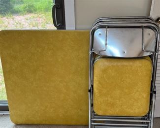 MCM Yellow card table with matching folding chairs 