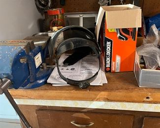 Bench Vise, Welding Mask & Sander