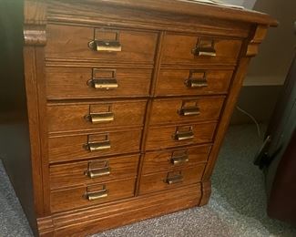 Keepsake Pulaski 12-Drawer Cabinet