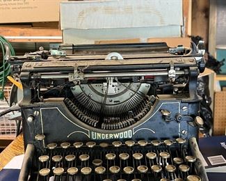 Underwood Standard Typewriter No. 5