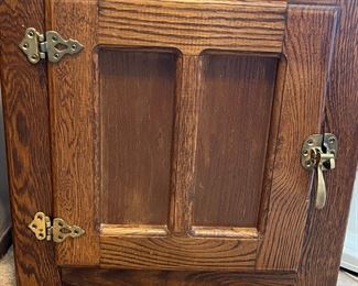 White Clad Oak Ice Box