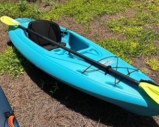 Field & Stream BLADE 80 Kayak + CHUTE 240cm paddle (NEW still with tags)
