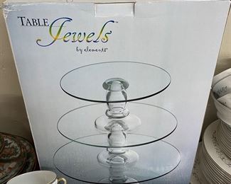 Table Jewels Three Tier Server