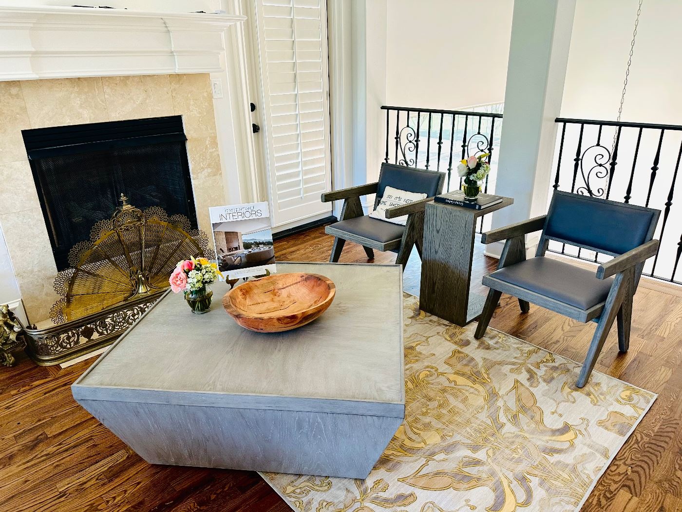 Modern furniture 
Large grey modern coffee table 