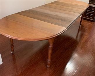 #6	Farm House Style Wood Table w/8 leaves - 125x43.5x30	 $175.00 
