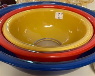#92	Set of 3 Vtg. Pyrex Bowls w/glass Bottoms	 $25.00 
