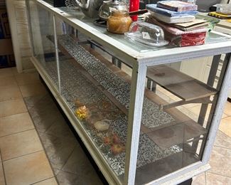 Display cabinet 50$