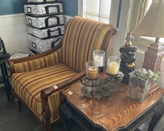 Chairs and tables 20$ each china cases free