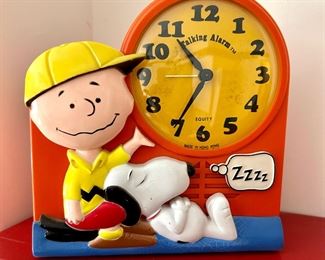 Vintage Snoopy Charlie Brown Peanuts Talking Alarm Clock Janex 1974