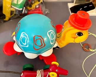 Vintage 1962 Fisher Price TIP TOE TURTLE Pull Along Toy