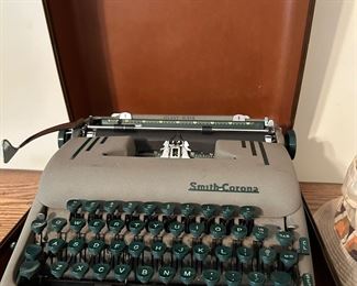 Vintage Smith-Corona Typewriter