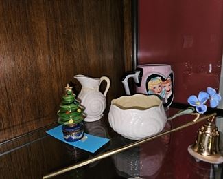 Limoges Christmas Tree Trinket Box, Belleek Toy Shell Creamer & Sugar Mark Ireland, Vtg I Love Lucy 1996 Vandor 3D Friends Forever Cup!