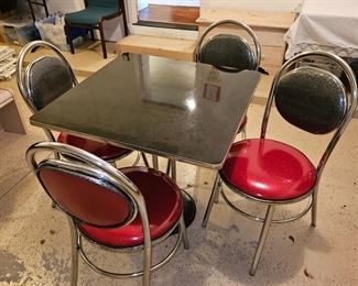 Vintage Retro Cast Iron Base Table w/Newer Retro-Look Chairs!