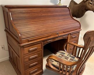 Antique Roll Top S Curve Desk w/Fitted Interior & Inkwells with Crocker Chair Company, Sheboygan, Wisconsin Desk Chair, 1900's