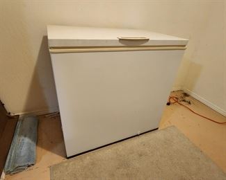 Kelvinator Chest Freezer