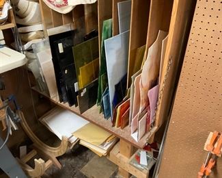 SHEETS AND PIECES OF ART GLASS