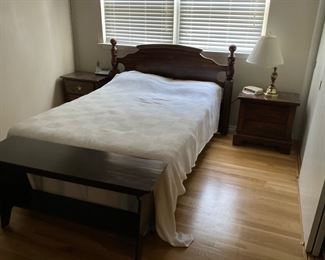 FULL SIZE BED