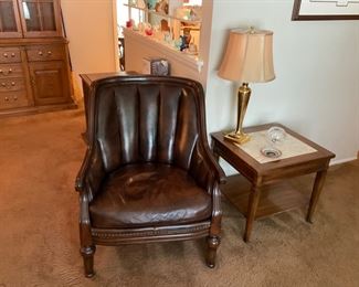 NICE LEATHER SIDE CHAIR