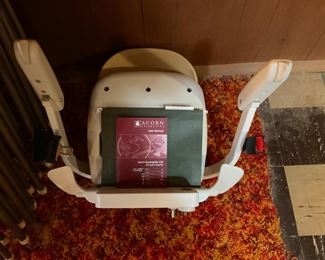 ACORN CHAIR LIFT