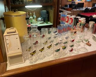 VINTAGE BAR GLASSES