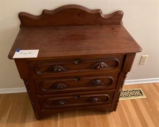 ANTIQUE WALNUT WASH STAND.   