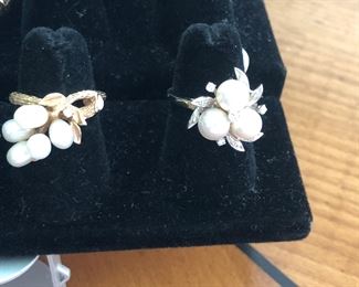 14k and pearl rings 