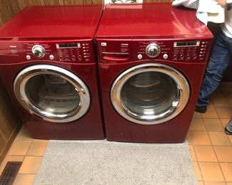 Very nice washer and dryer 