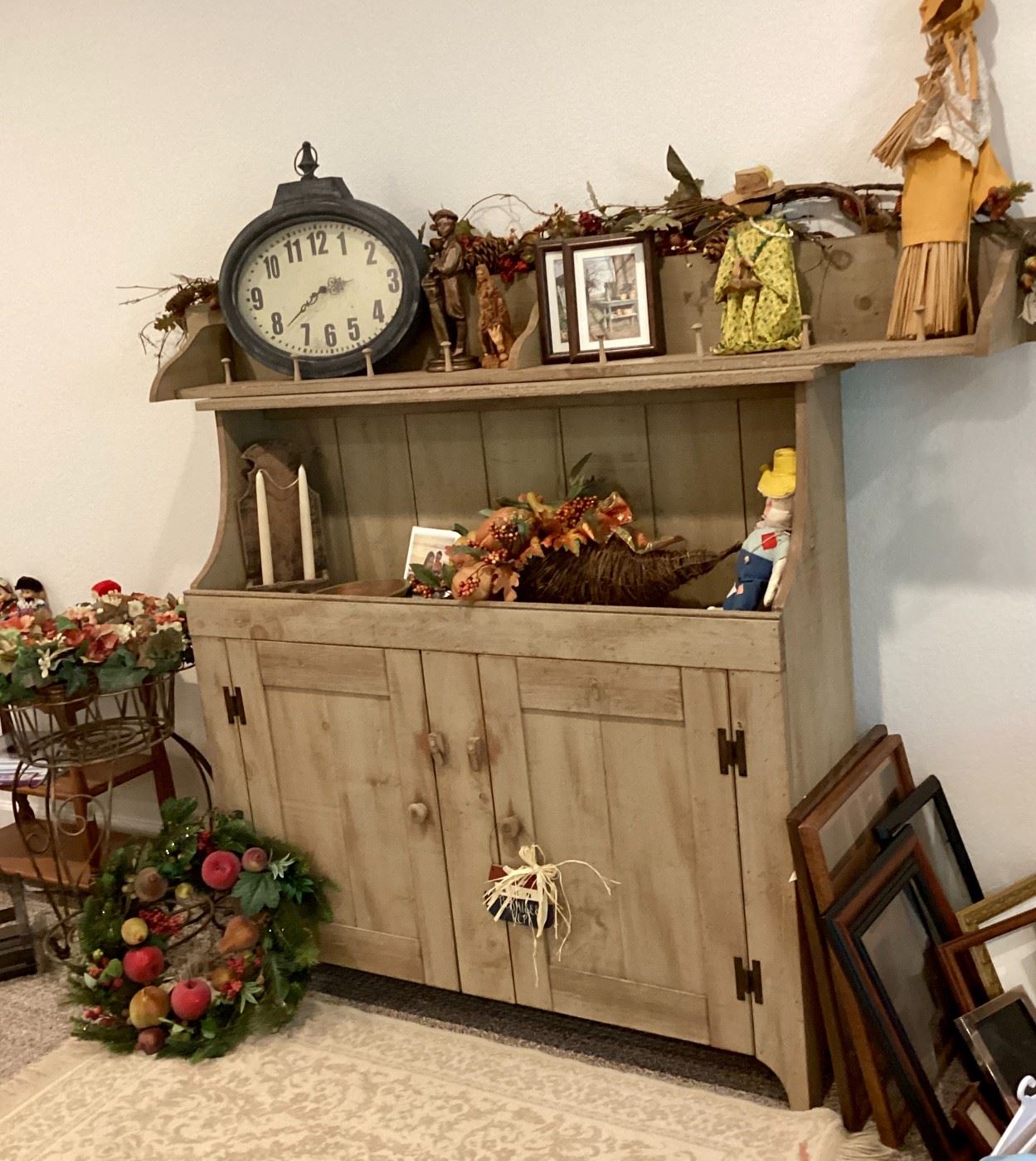Country Collectibles, Toys and More in Highlands... starts on 7/20/2023