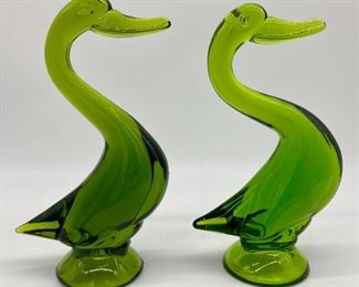Vintage Viking glass Epic Duck 9" avocado