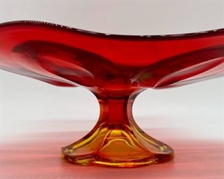 Vintage Viking glass 6 petal Amberina Art glass