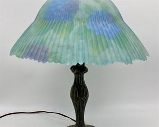 Signed Glynda Turley Art Deco reverse painted lamp