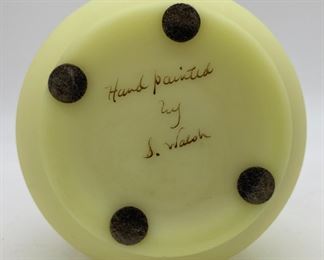 Vintage Fenton Burmese (uranium) dogwood vase signed Sandra Walsh