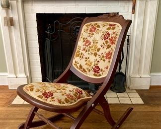Vintage embroidered folding rocker