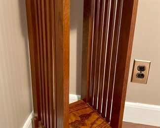 Oak Mission Style accent table