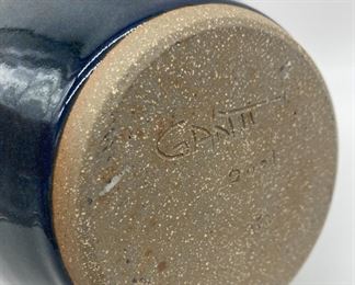 2001 Gantt pottery vase