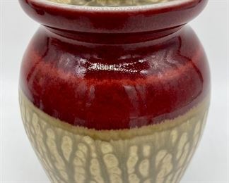 DK Clay lidded pottery jar