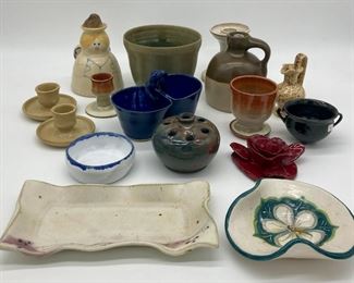 Assorted pottery including Oakland, Cole Pottery, Shelton Pottery, Backwoods Pottery, Kouack Pottery, DK Clay, Cagel Road, Odell Routh pottery, Walton pottery