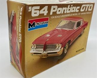 Monogram 1964 Pontiac GTO model kit