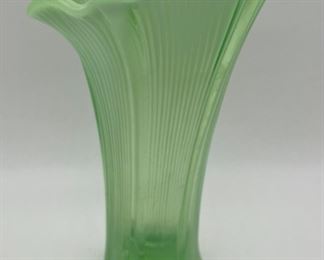 Vintage green ribbed ruffle rim swung glass vase