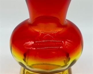 Vintage Amberina cadmium glass vase