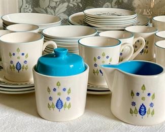 Vintage Syracuse "Candlelight" dinnerware set