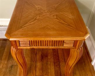 Oak end table