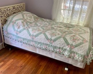 Vintage metal floral headboard (no mattress/box spring/frame)