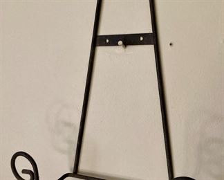 Metal black plate easel