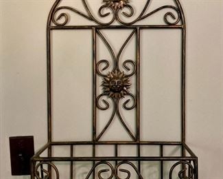 Metal sun motif wall basket