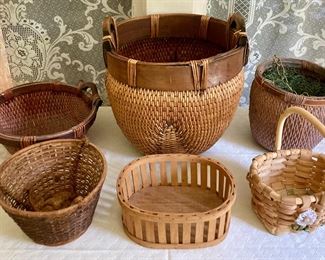 Assorted wood, wire and wicker baskets and hanging baskets