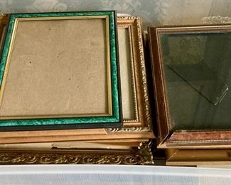 Assorted vintage empty frames