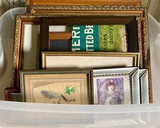 Assorted vintage empty frames